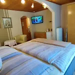 מלון דירות Ferienparadies Gutounik Pörtschach am Wörthersee