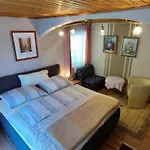 Ferienparadies Gutounik מלון דירות