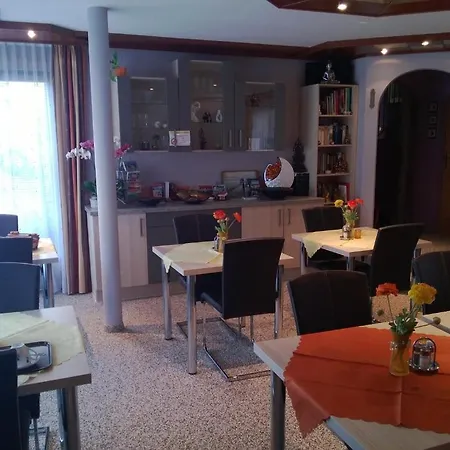 Aparthotel Ferienparadies Gutounik 4*