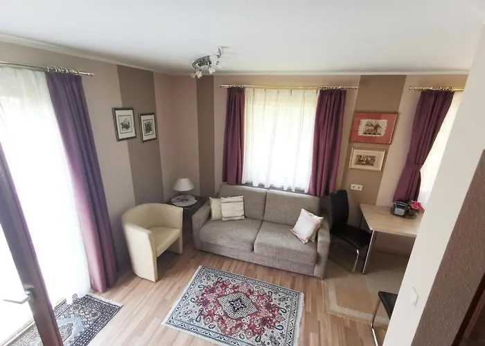 Ferienparadies Gutounik מלון דירות Pörtschach am Wörthersee