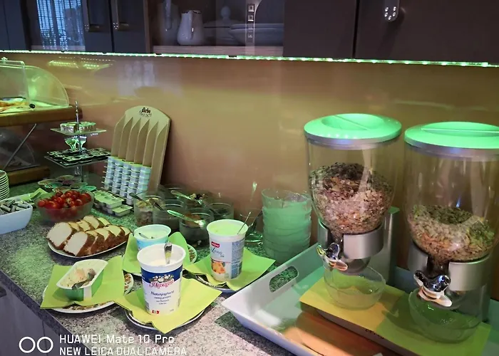 מלון דירות Ferienparadies Gutounik Pörtschach am Wörthersee