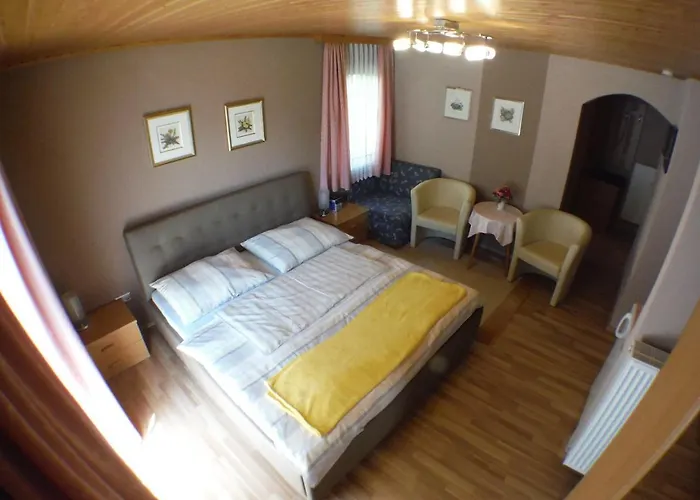 Ferienparadies Gutounik מלון דירות Pörtschach am Wörthersee